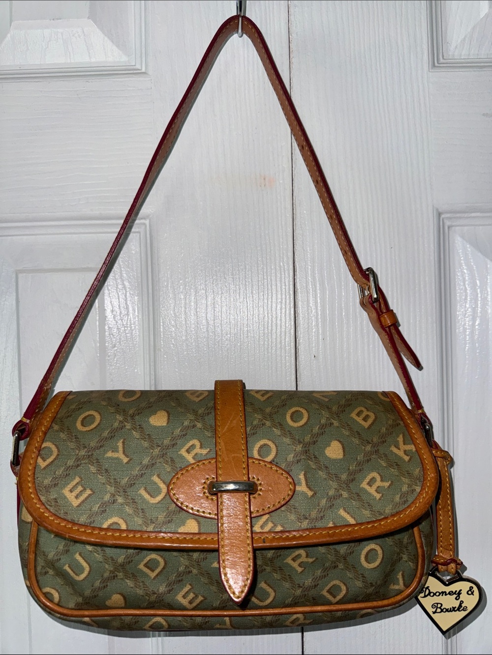 Vintage Y2K Dooney & Bourke Crossword collection shoulder bag